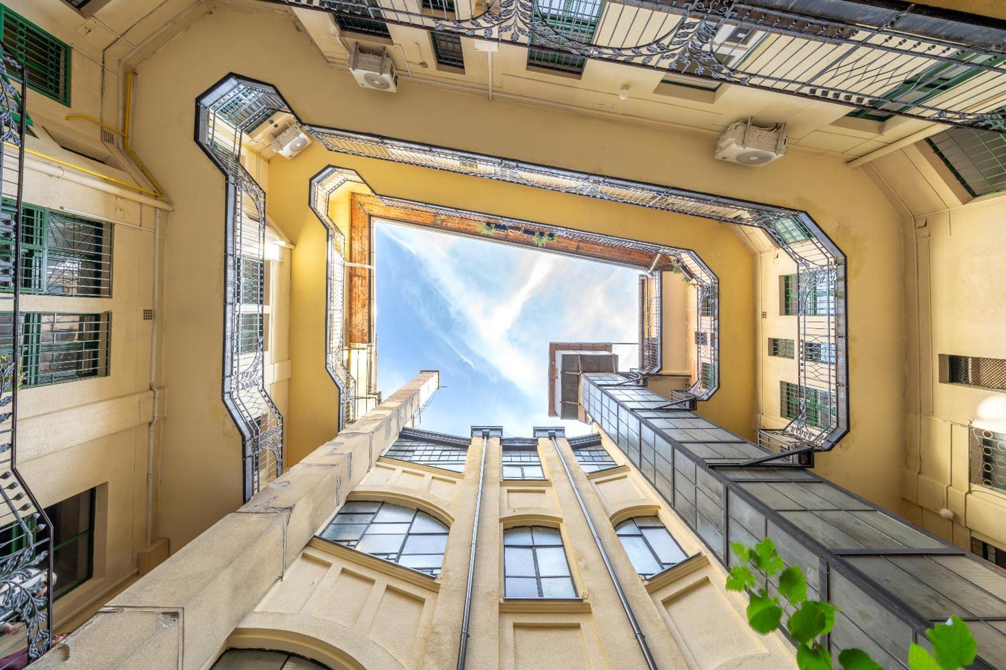 Rakoczi Stylish Entire Apartment Budapest Exteriör bild